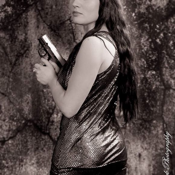 Meet your Posher, Samantha - Picture 1 of 1